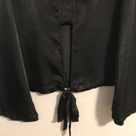 *SALE* Mossimo Open Back Shimmer Blouse - Picture 8 of 8